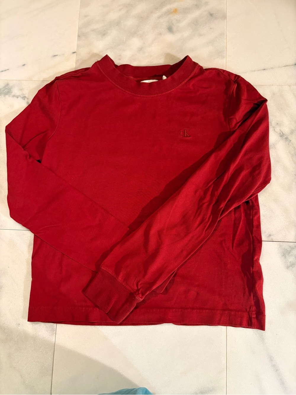 Calvin Klein Women’s Solid Red Crewneck Long Sleeve Tshirt